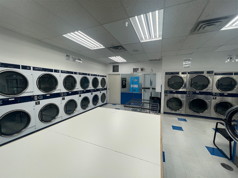 laundromat laundry service at courtice